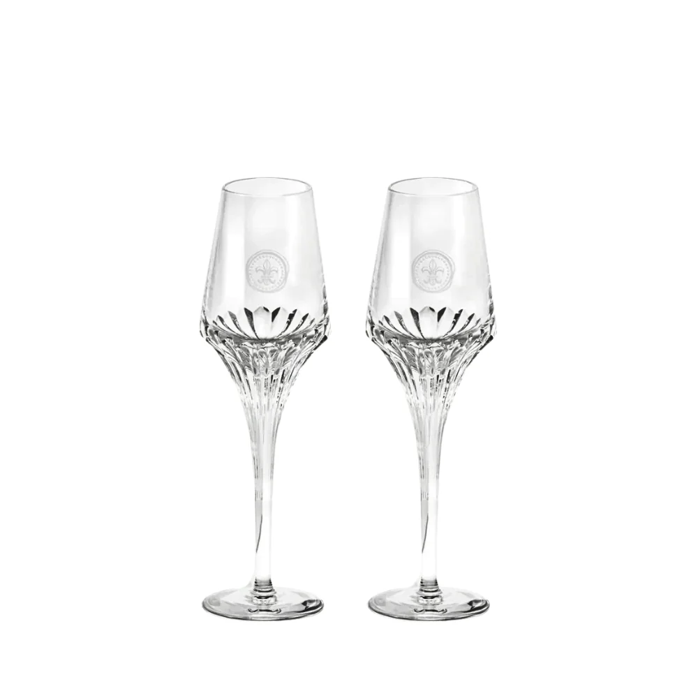 Louis XIII Cognac: The Classic Decanter W/Set of Crystal Glasses - Image 2